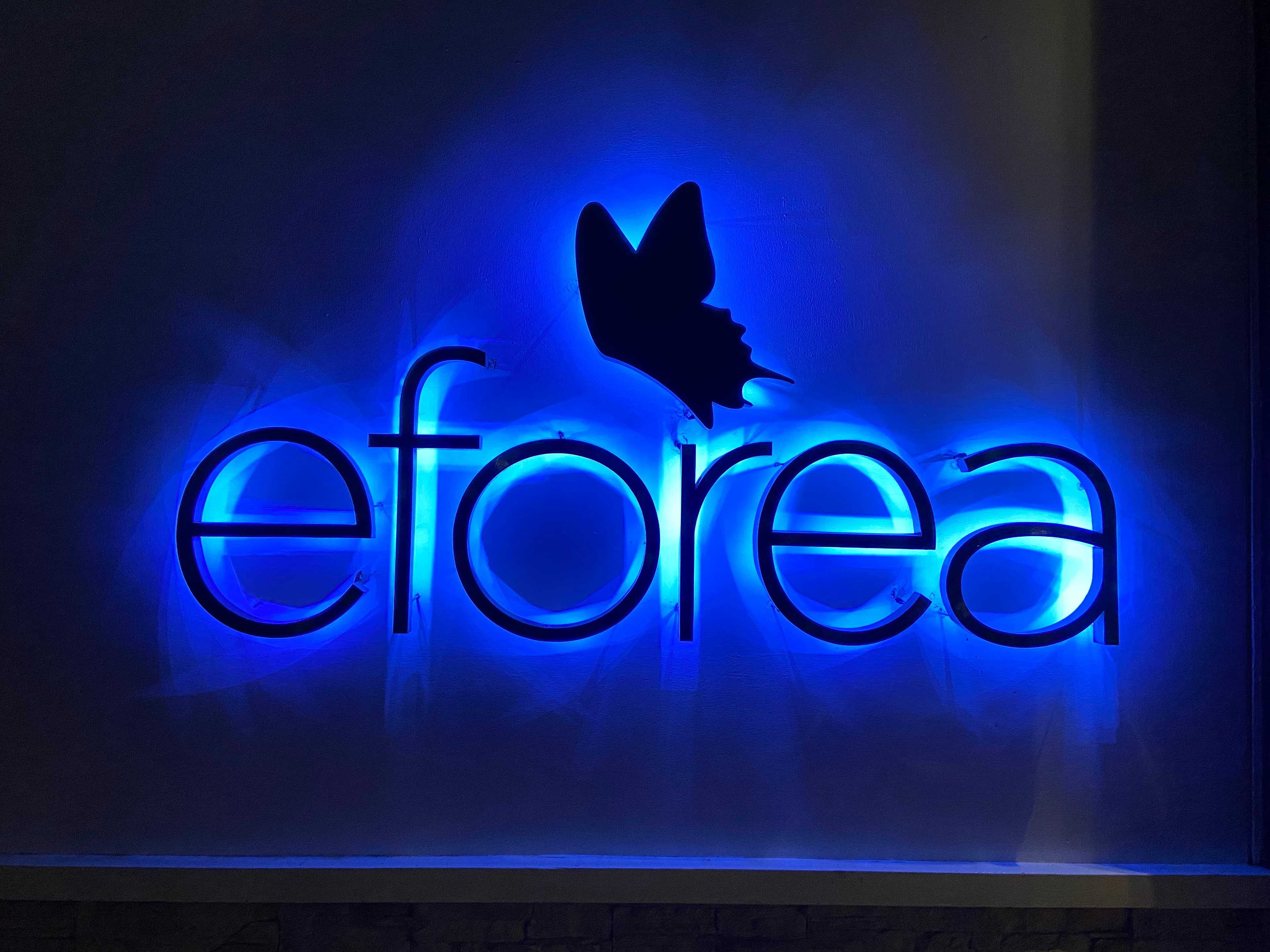 Warm Bamboo Massage at Eforea Spa - Millennium Hilton Bangkok